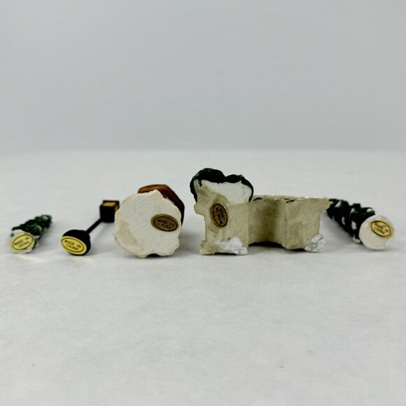 Vintage 1996 Dickens Sugar Creek County Mini Christmas Village Accessories 8 Pcs - Picture 8 of 14